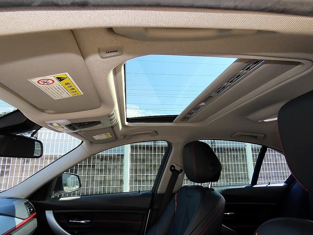 BMW 3시리즈 3시리즈 (F30) 320d 스포츠 이미지 18