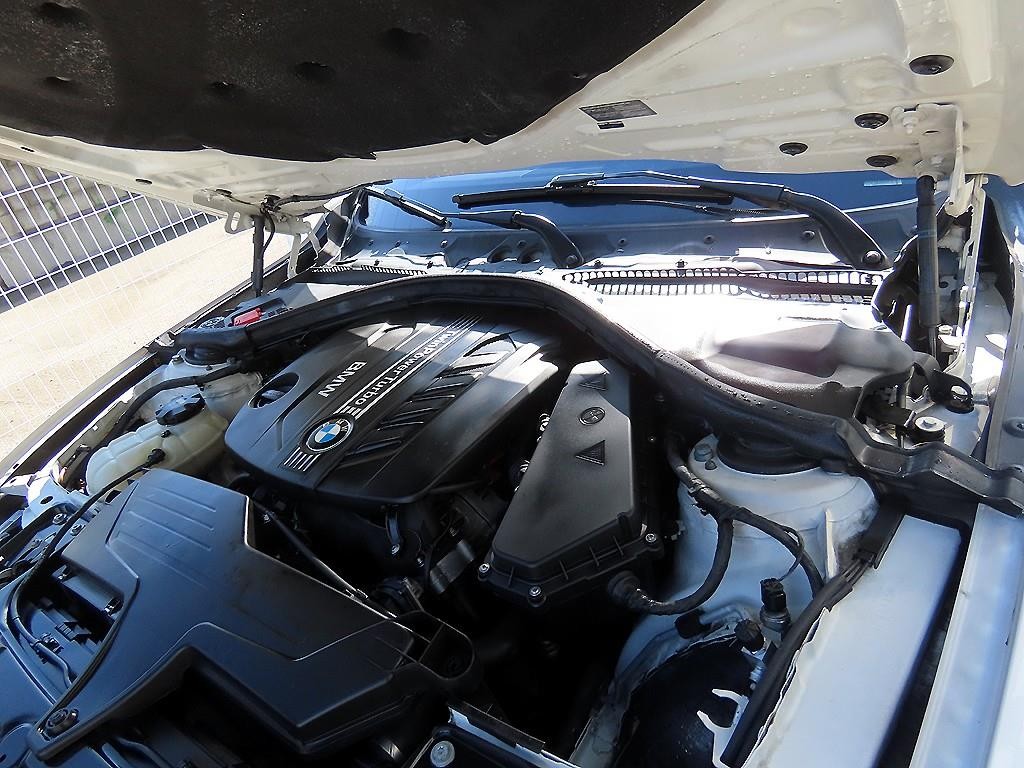 BMW 3시리즈 3시리즈 (F30) 320d 스포츠 이미지 19