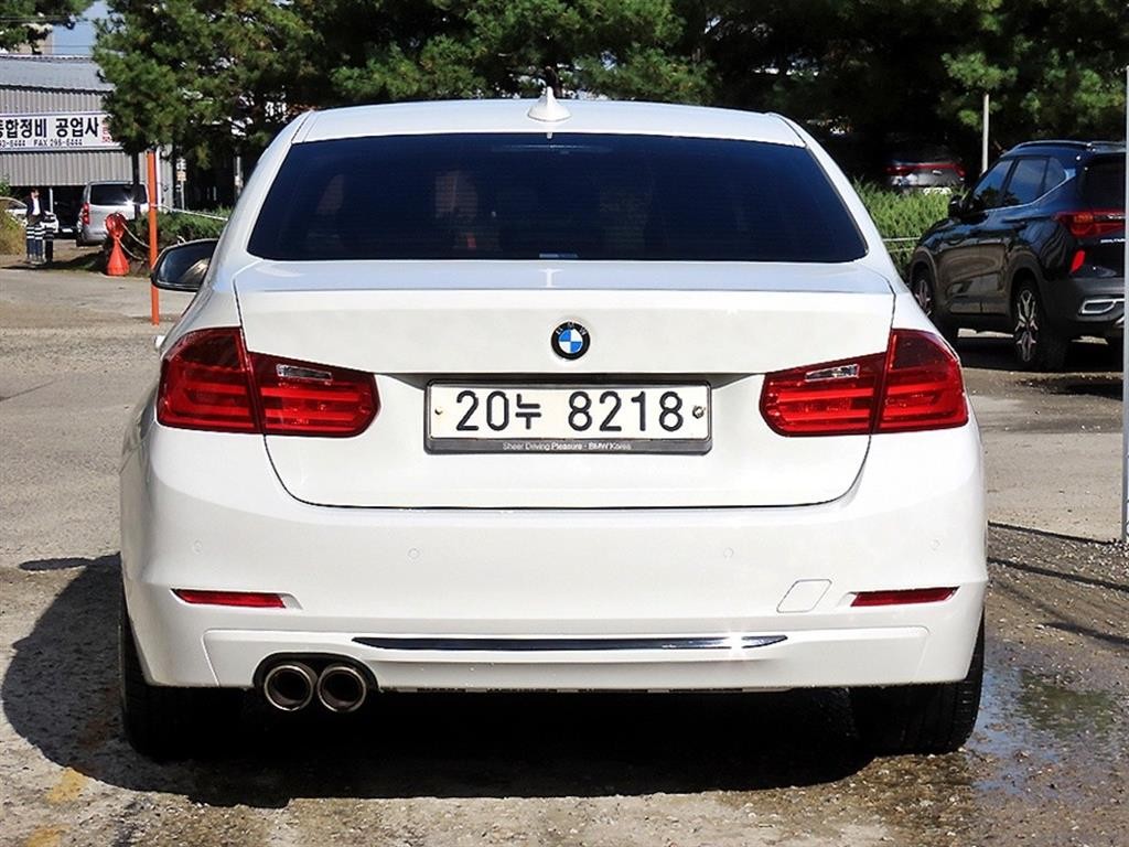 BMW 3시리즈 3시리즈 (F30) 320d 스포츠 이미지 4