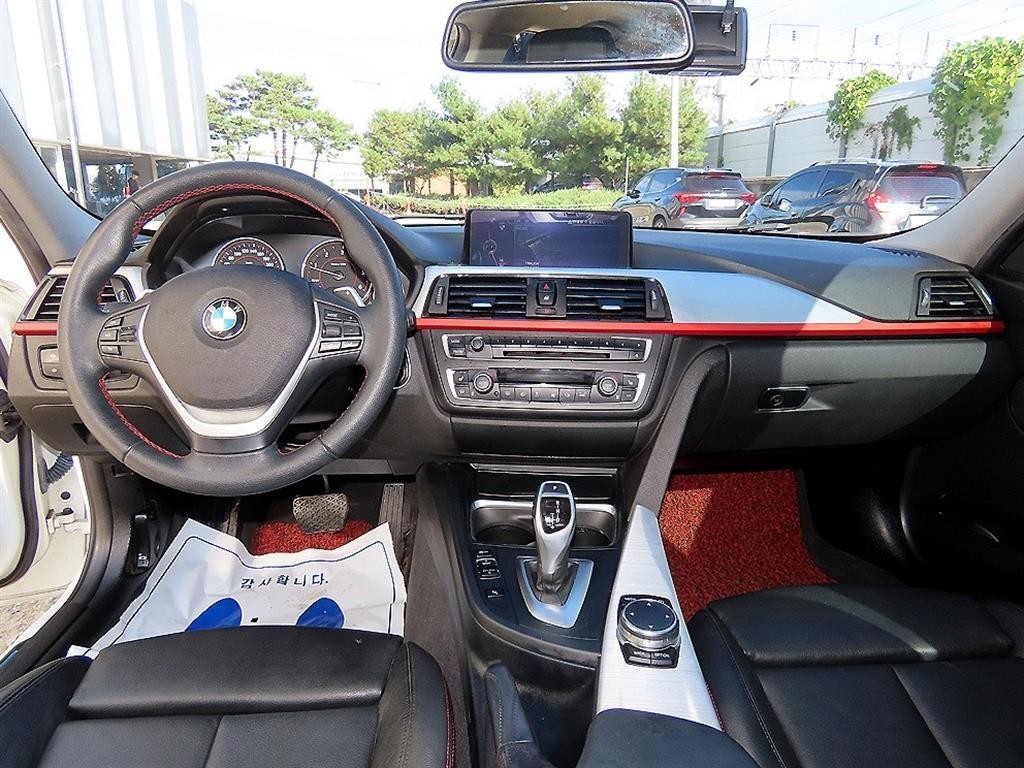 BMW 3시리즈 3시리즈 (F30) 320d 스포츠 이미지 7