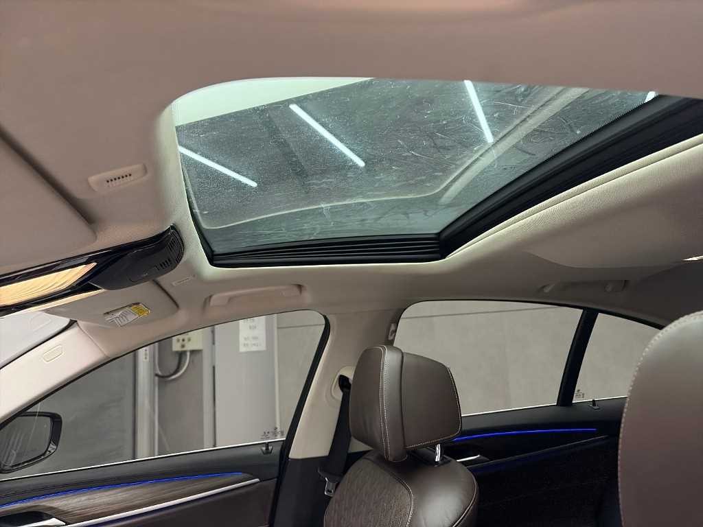 BMW 5시리즈 5시리즈 (G30) 520d xDrive 럭셔리 플러스 이미지 15