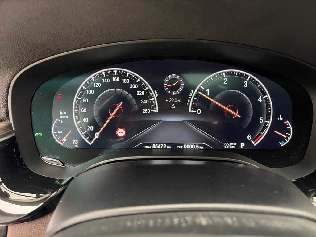 BMW 5시리즈 5시리즈 (G30) 520d xDrive 럭셔리 플러스 이미지 6