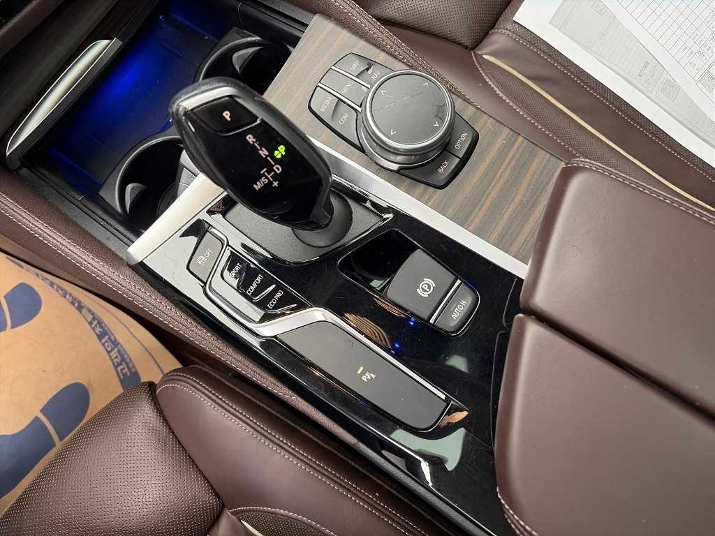 BMW 5시리즈 5시리즈 (G30) 520d xDrive 럭셔리 플러스 이미지 8