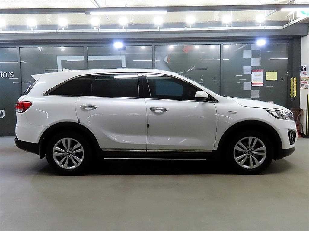 기아 쏘렌토 올 뉴 쏘렌토 디젤 2WD 2.0 럭셔리 이미지 3