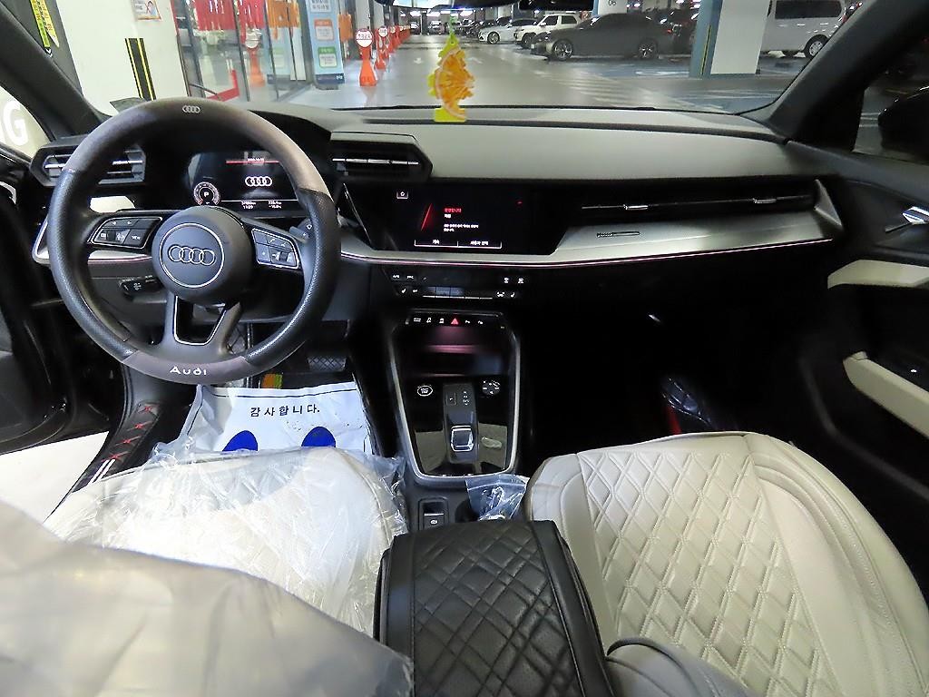 아우디 A3 A3(8Y) 40 TFSI 프리미엄 이미지 10