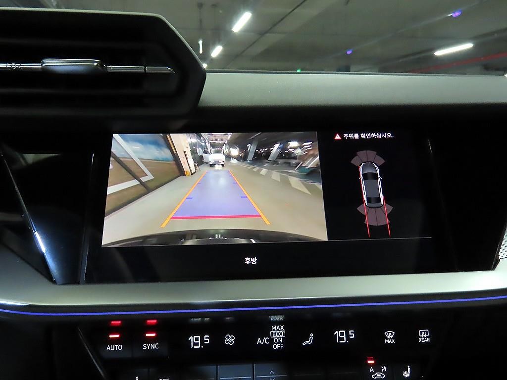아우디 A3 A3(8Y) 40 TFSI 프리미엄 이미지 14