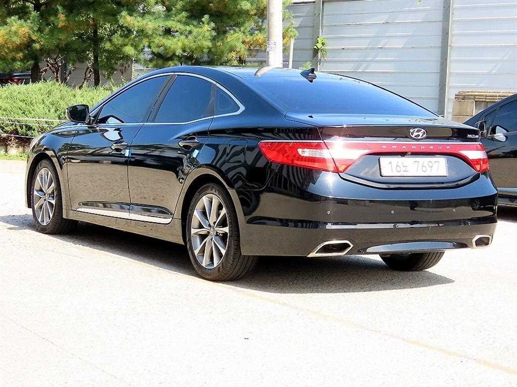 현대 그랜저 그랜저 HG HG240 MODERN 이미지 3