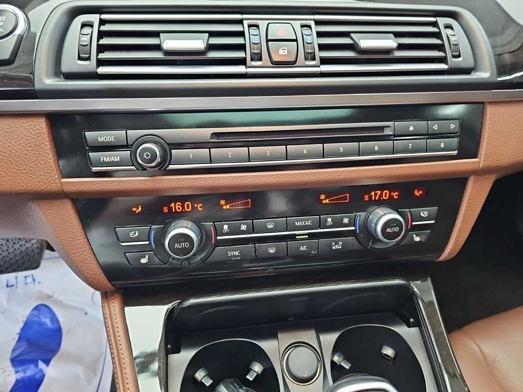 BMW 5시리즈 5시리즈 (F10) 528i 이미지 10