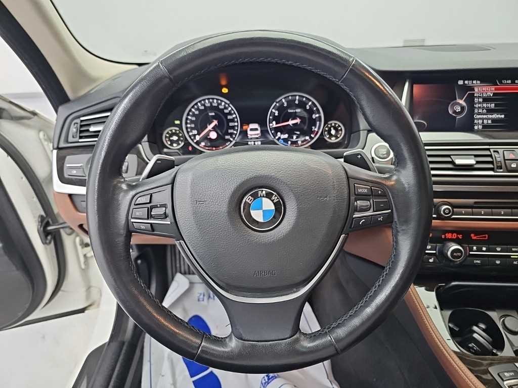 BMW 5시리즈 5시리즈 (F10) 528i 이미지 9