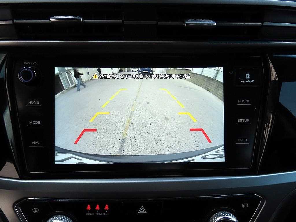 KG모빌리티(쌍용) 코란도 뷰티풀코란도 2WD 디젤 1.6 딜라이트 플러스 이미지 14