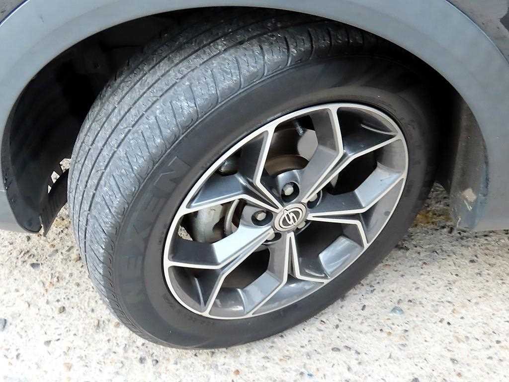 KG모빌리티(쌍용) 코란도 뷰티풀코란도 2WD 디젤 1.6 딜라이트 플러스 이미지 20