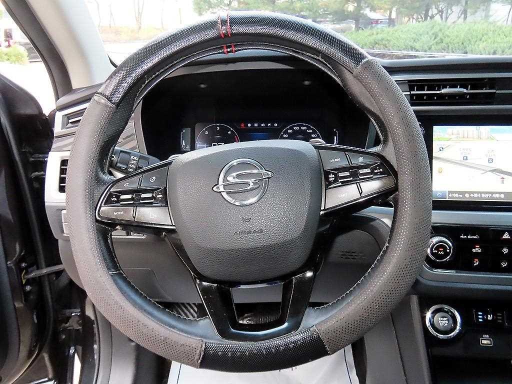 KG모빌리티(쌍용) 코란도 뷰티풀코란도 2WD 디젤 1.6 딜라이트 플러스 이미지 8