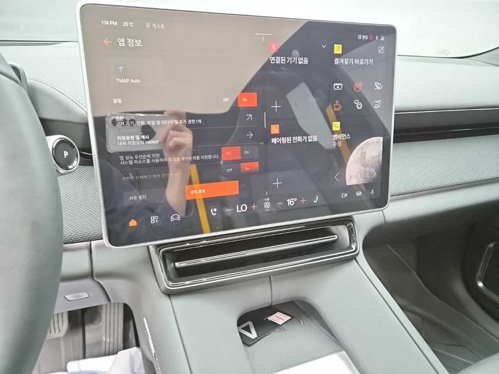 폴스타 폴스타 4 폴스타4 롱레인지 듀얼모터 이미지 12