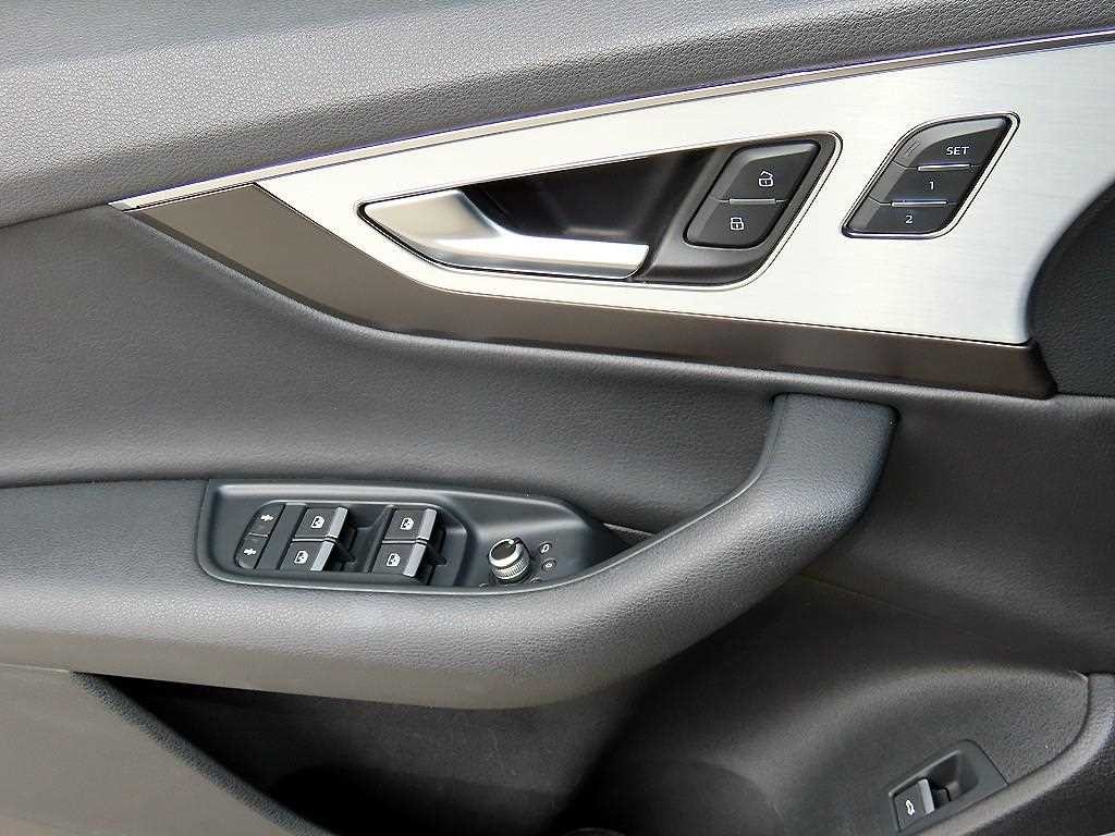 아우디 Q7 Q7 (4M) 45 TFSI 콰트로 이미지 11