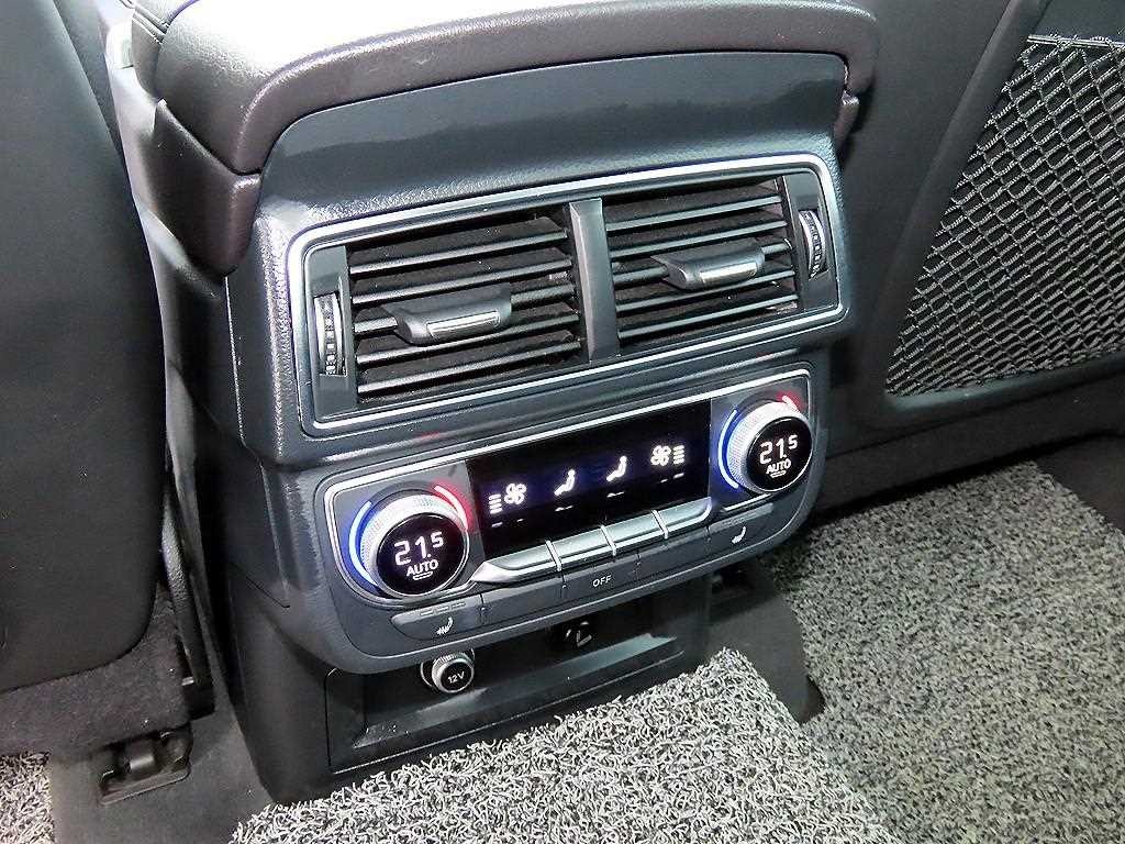 아우디 Q7 Q7 (4M) 45 TFSI 콰트로 이미지 16