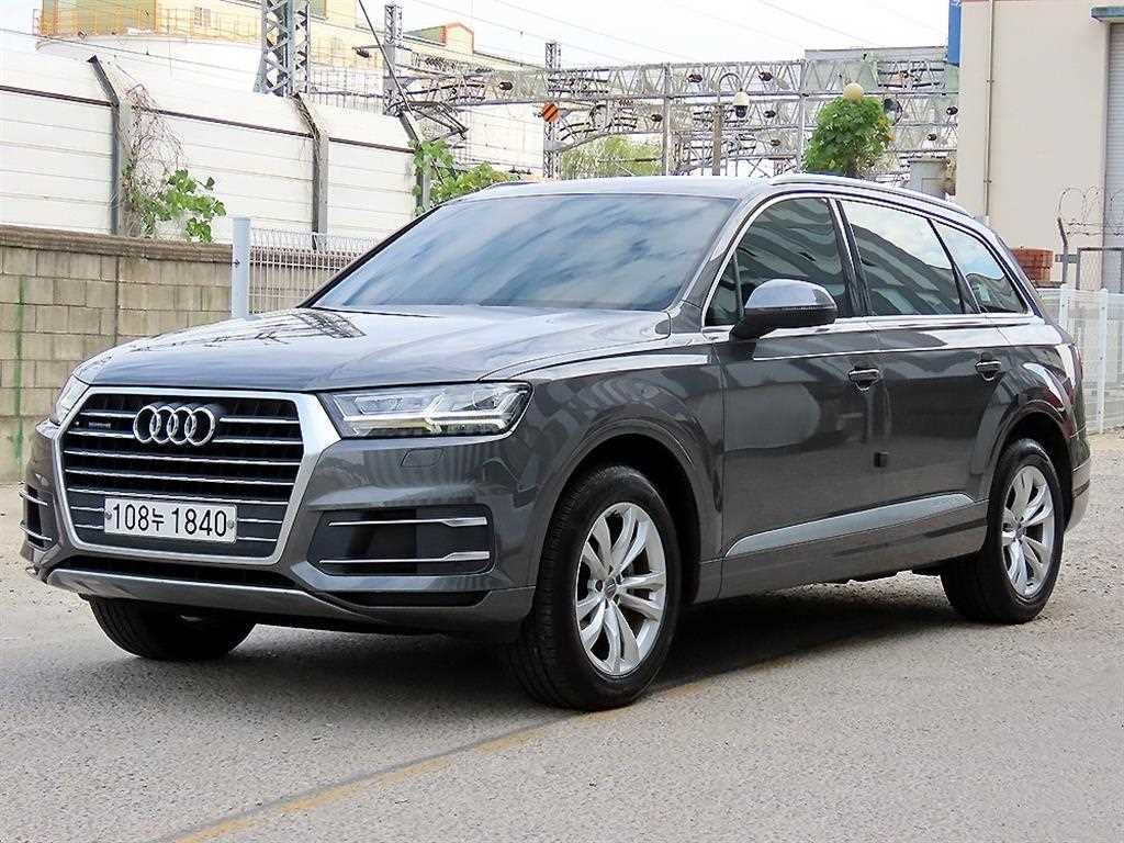 아우디 Q7 Q7 (4M) 45 TFSI 콰트로 이미지 2