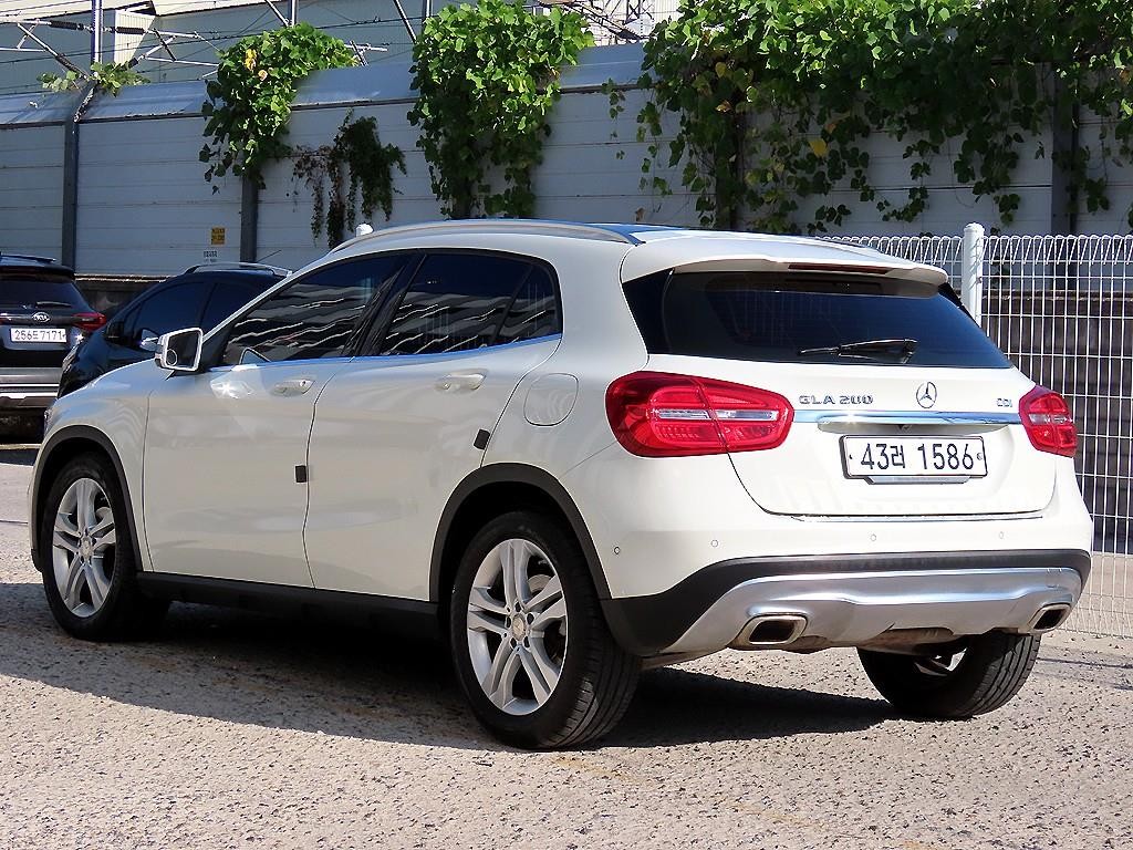 벤츠 GLA 클래스 GLA클래스 X156 GLA200 CDI 이미지 3