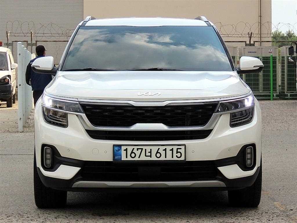 기아 셀토스 가솔린 1.6 터보 2WD 시그니처 이미지 1