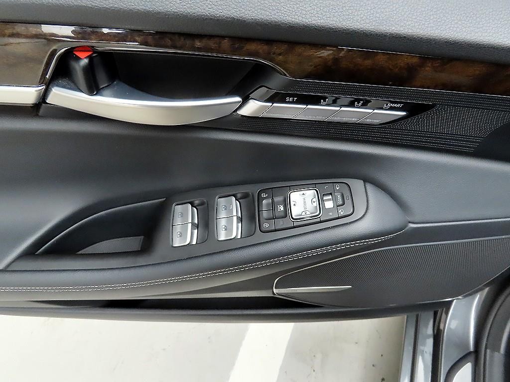 제네시스 G90 3.8 GDI AWD 럭셔리 이미지 11
