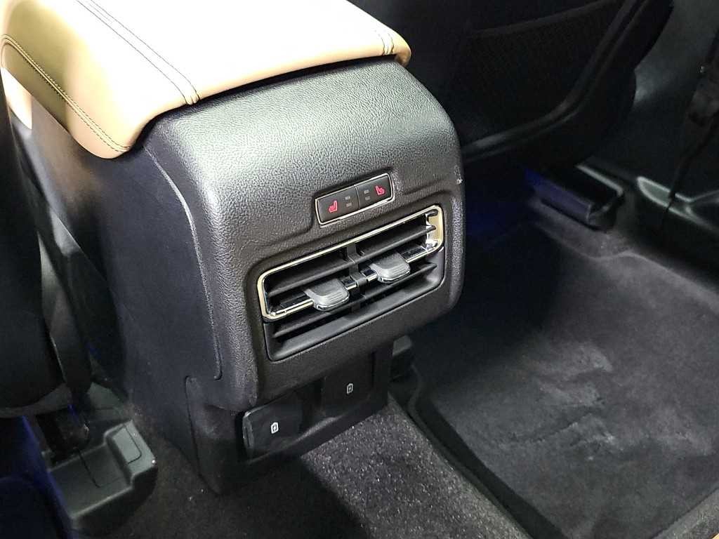링컨 코세어 2.0 리저브 AWD 이미지 13
