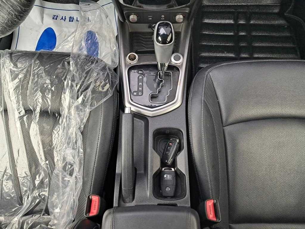 KG모빌리티(쌍용) 티볼리 디젤 2WD 1.6 VX 이미지 14
