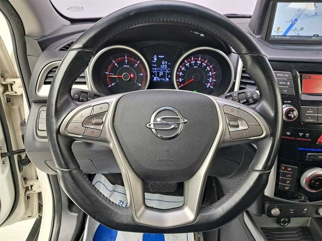 KG모빌리티(쌍용) 티볼리 디젤 2WD 1.6 VX 이미지 7