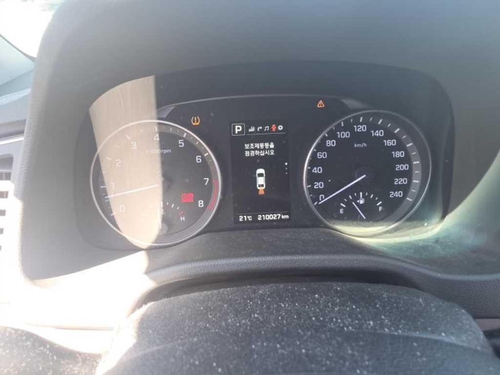 현대 아반떼 아반떼 AD 1.6 GDI 프리미엄 이미지 12