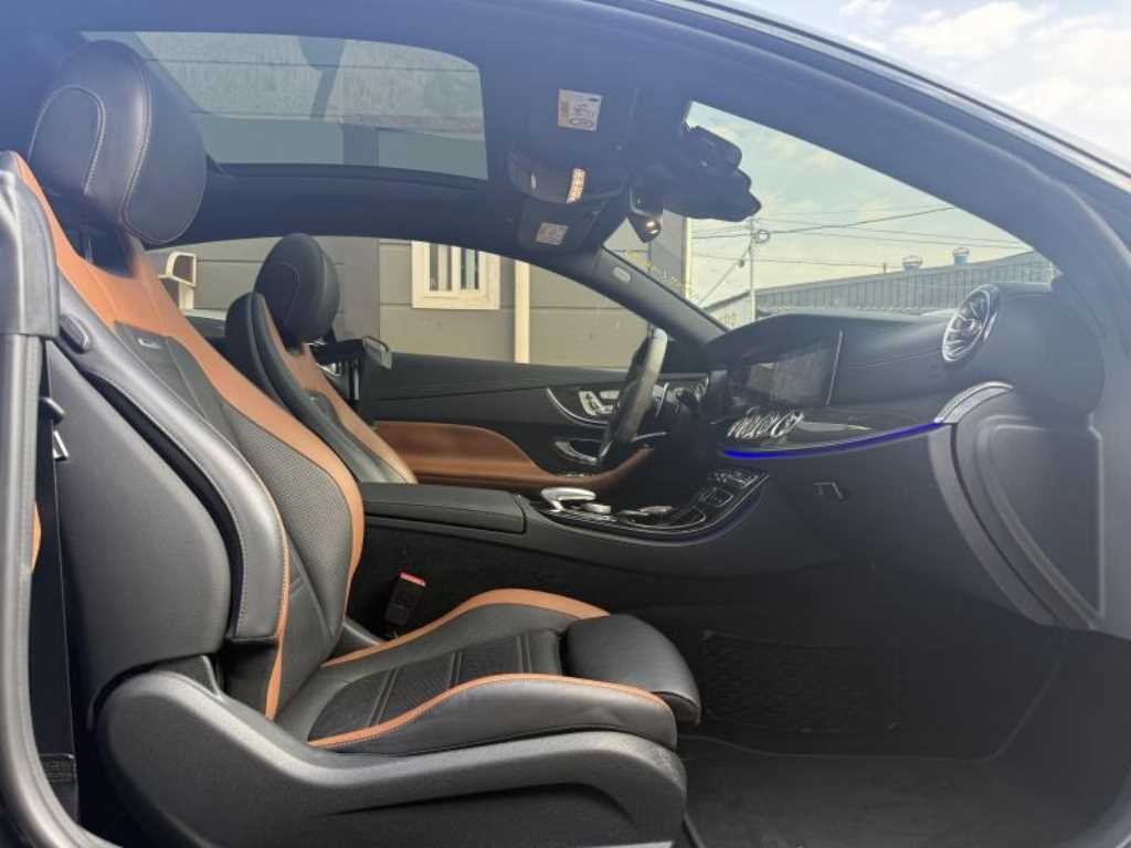 벤츠 E 클래스 E-클래스 W213 E53 AMG 4MATIC+ 쿠페 이미지 6