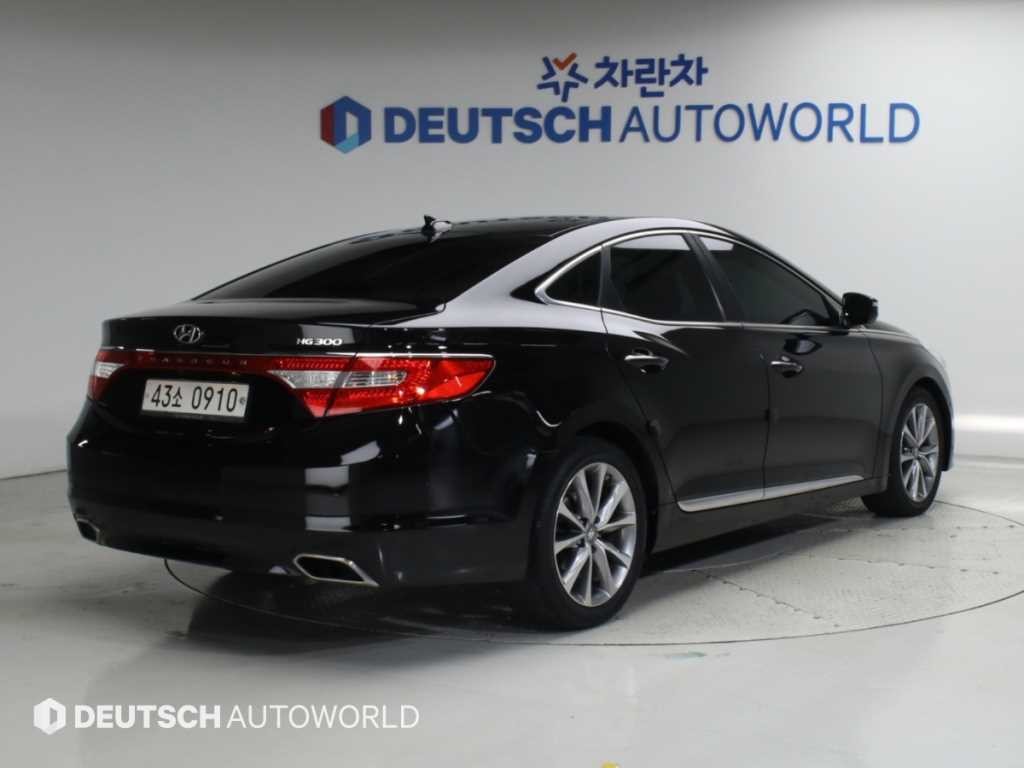현대 그랜저 그랜저 HG HG300 EXCLUSIVE 컬렉션 이미지 2