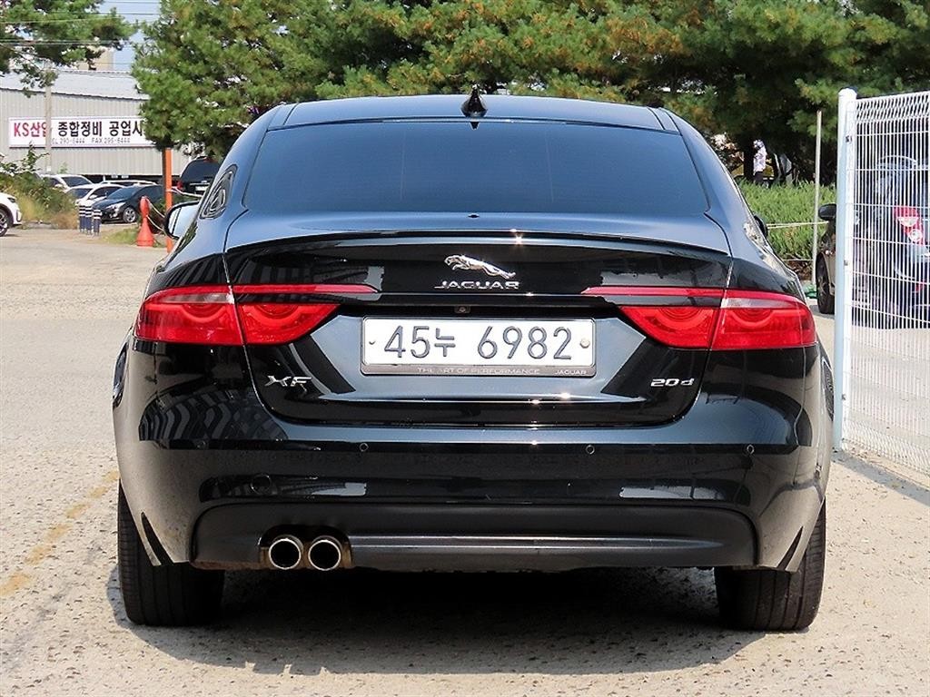 재규어 XF XF(X260) 2.0D 프레스티지 이미지 4