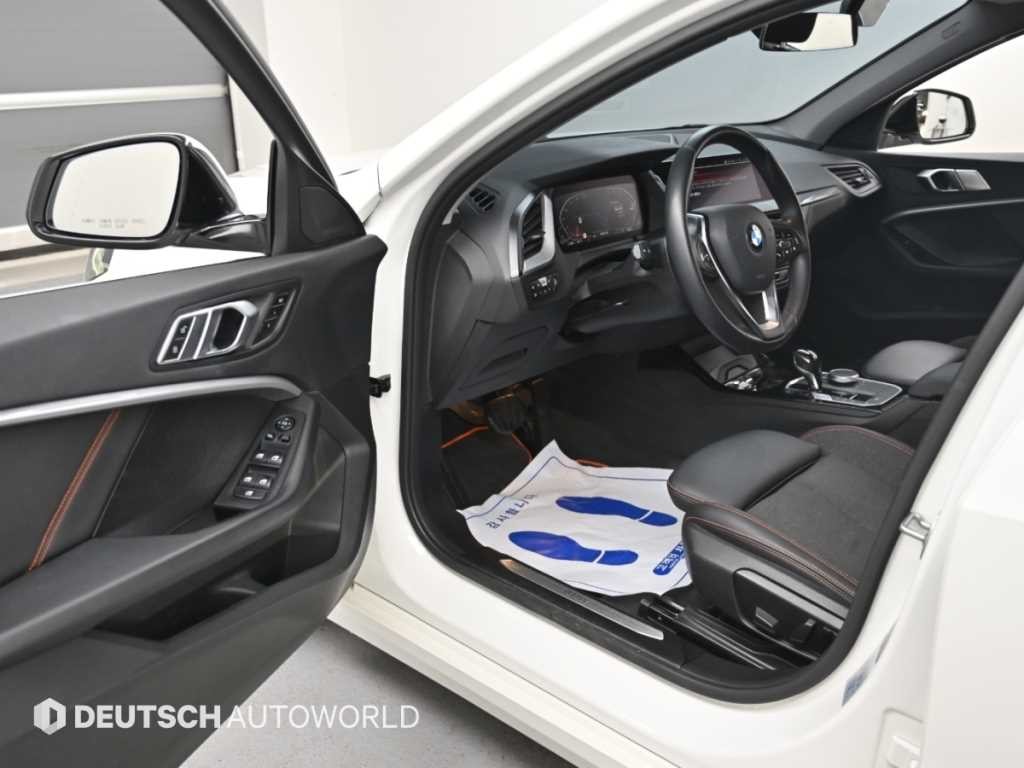 BMW 1시리즈 1시리즈 (F40) 118d 스포츠 이미지 11