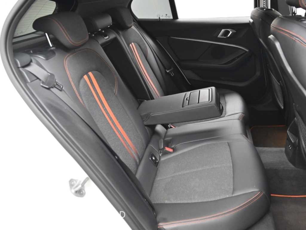 BMW 1시리즈 1시리즈 (F40) 118d 스포츠 이미지 12