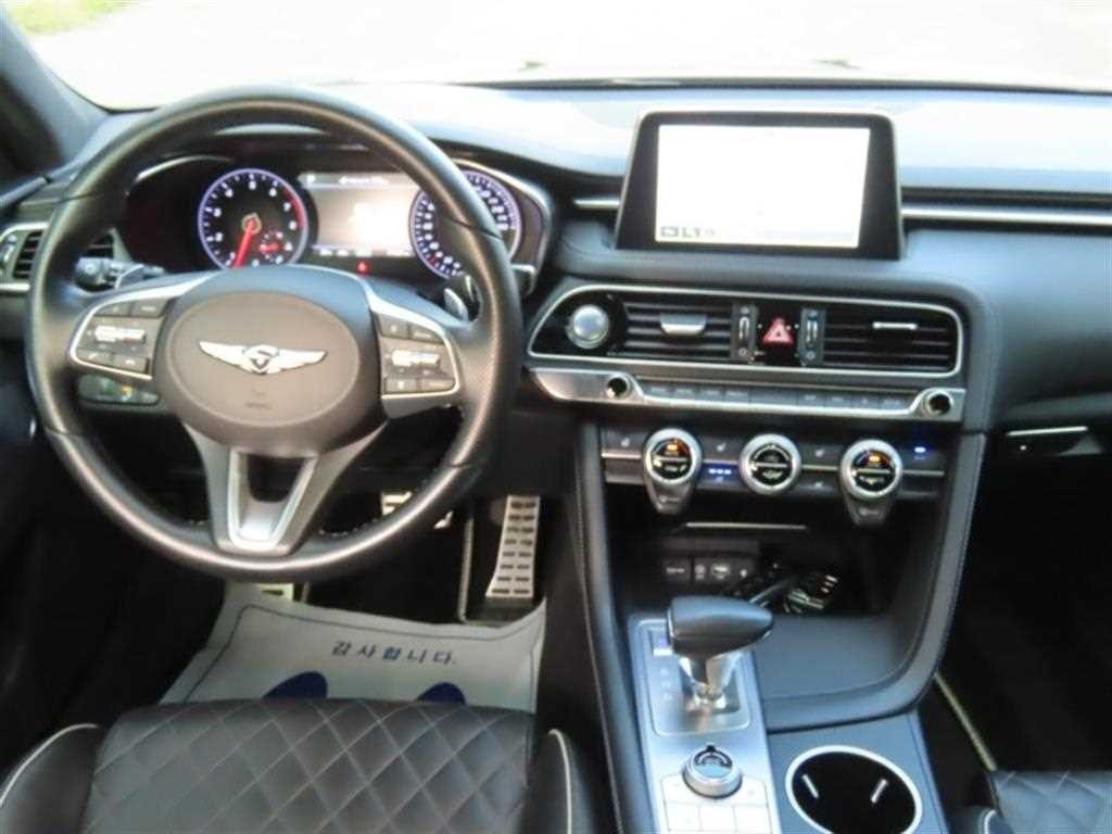 제네시스 G70 3.3T 스포츠 AWD 슈프림 이미지 16