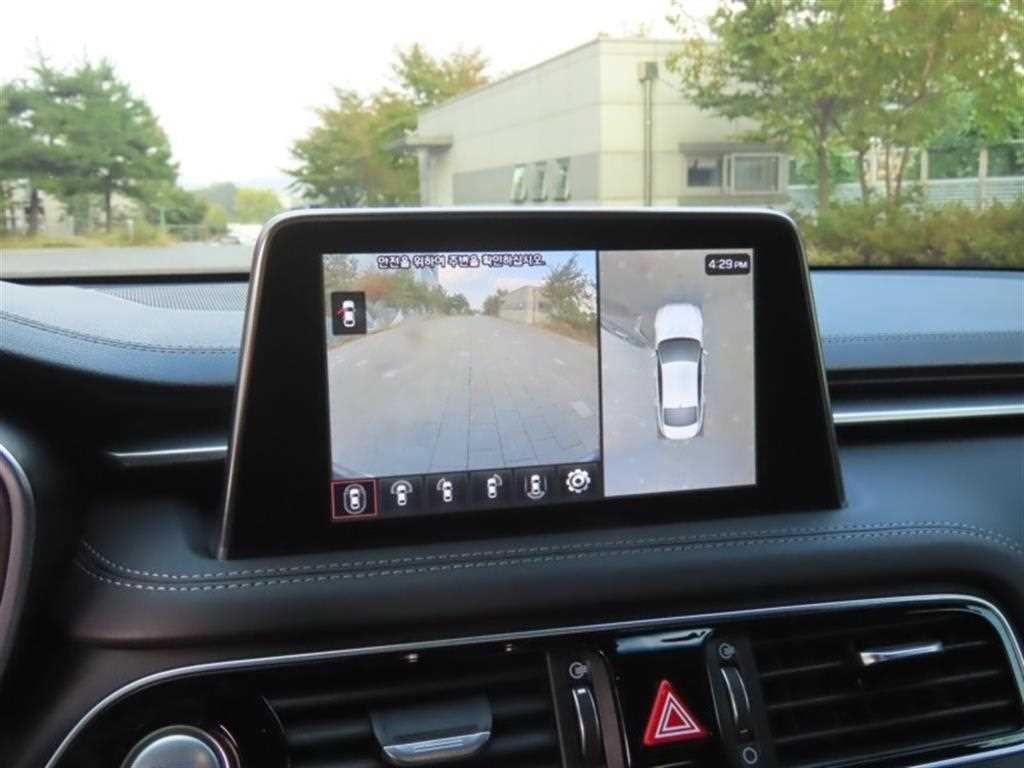 제네시스 G70 3.3T 스포츠 AWD 슈프림 이미지 9
