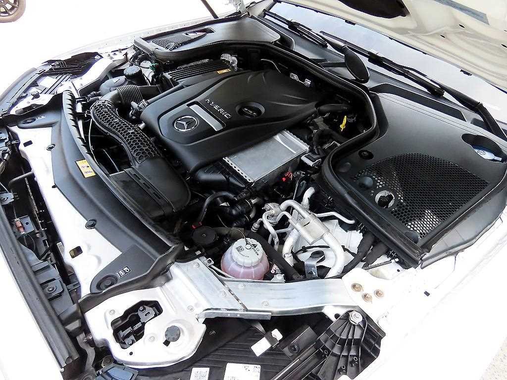 벤츠 E 클래스 E-클래스 W213 E300e 4MATIC 익스클루시브 이미지 19