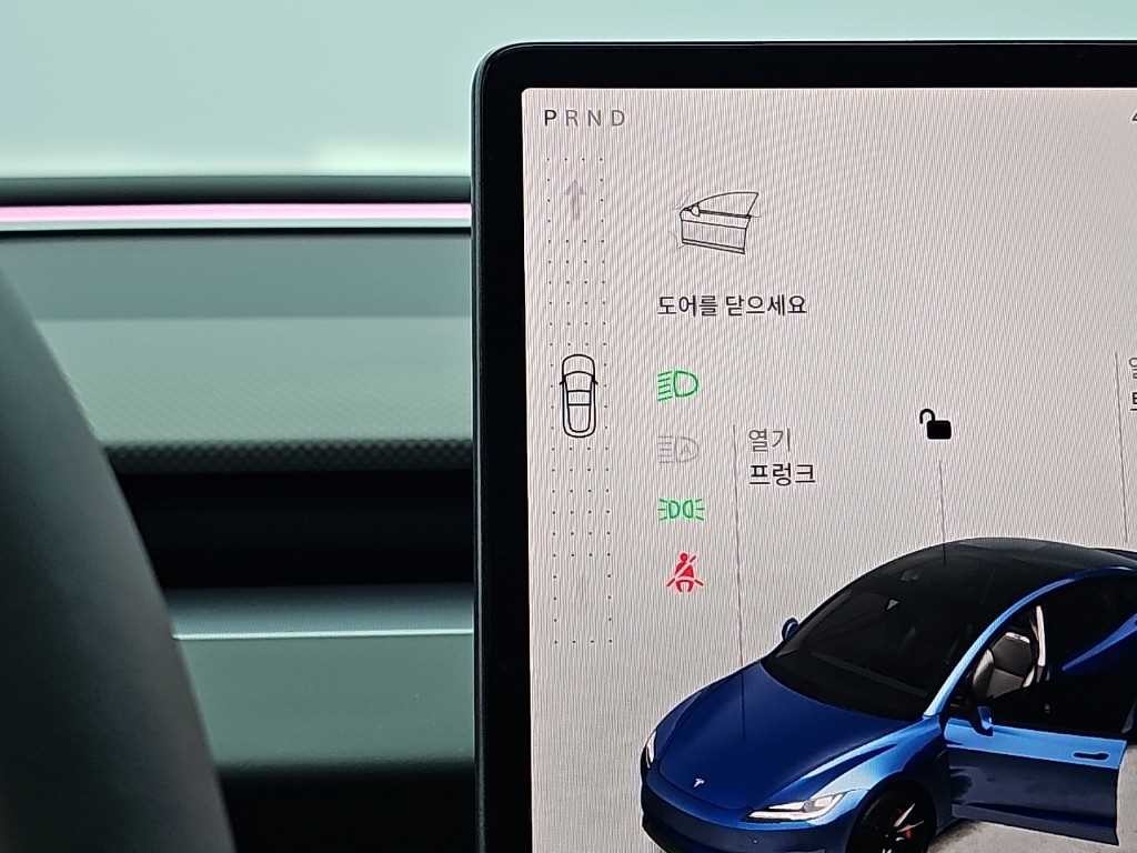 테슬라 모델 3 퍼포먼스 이미지 8
