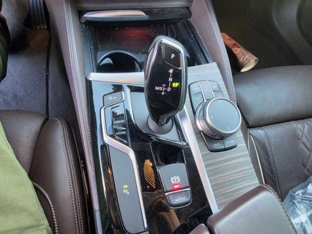 BMW 5시리즈 5시리즈 (G30) 520d xDrive 럭셔리 플러스 이미지 11