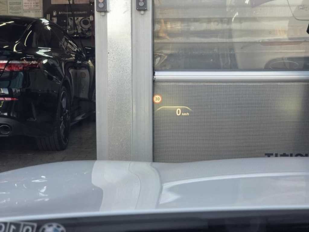 BMW 5시리즈 5시리즈 (G30) 520d xDrive 럭셔리 플러스 이미지 8