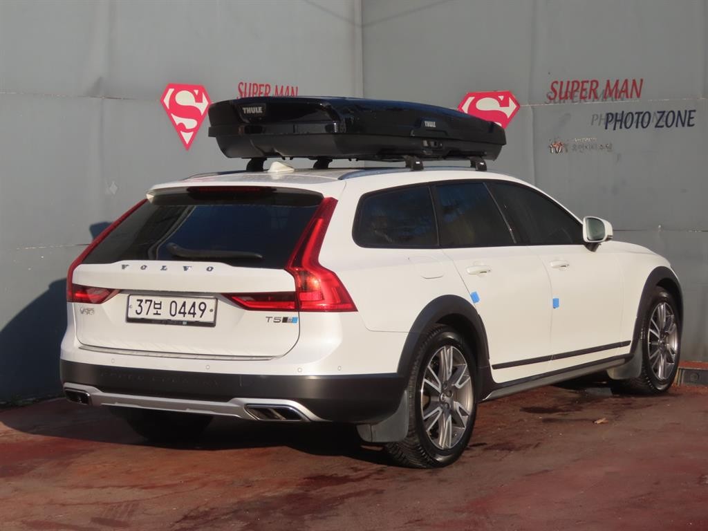 볼보 V90 V90 크로스컨트리 T5 프로 AWD 이미지 3