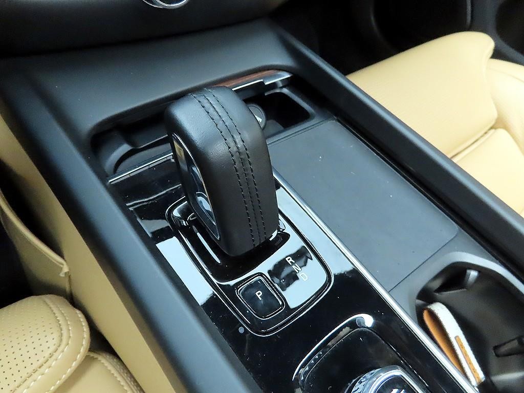 볼보 V60 V60 크로스 컨트리 2세대 2.0 B5 프로 AWD 이미지 10