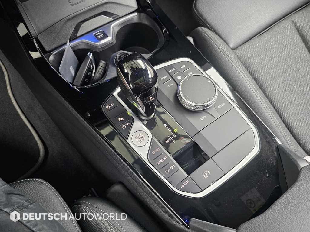 BMW 1시리즈 1시리즈 (F40) 120i 스포츠 이미지 9