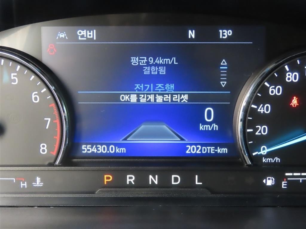 포드 익스플로러 익스플로러 6세대 3.3 AWD 하이브리드 이미지 11