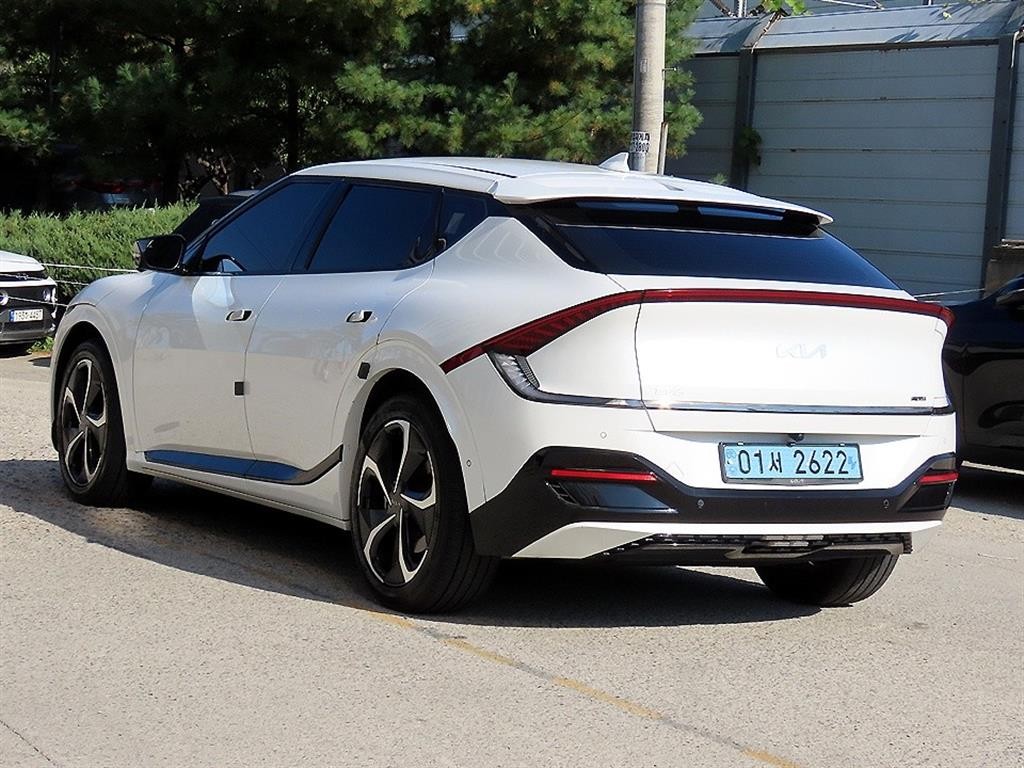 기아 EV6 롱레인지 AWD GT Line 이미지 3