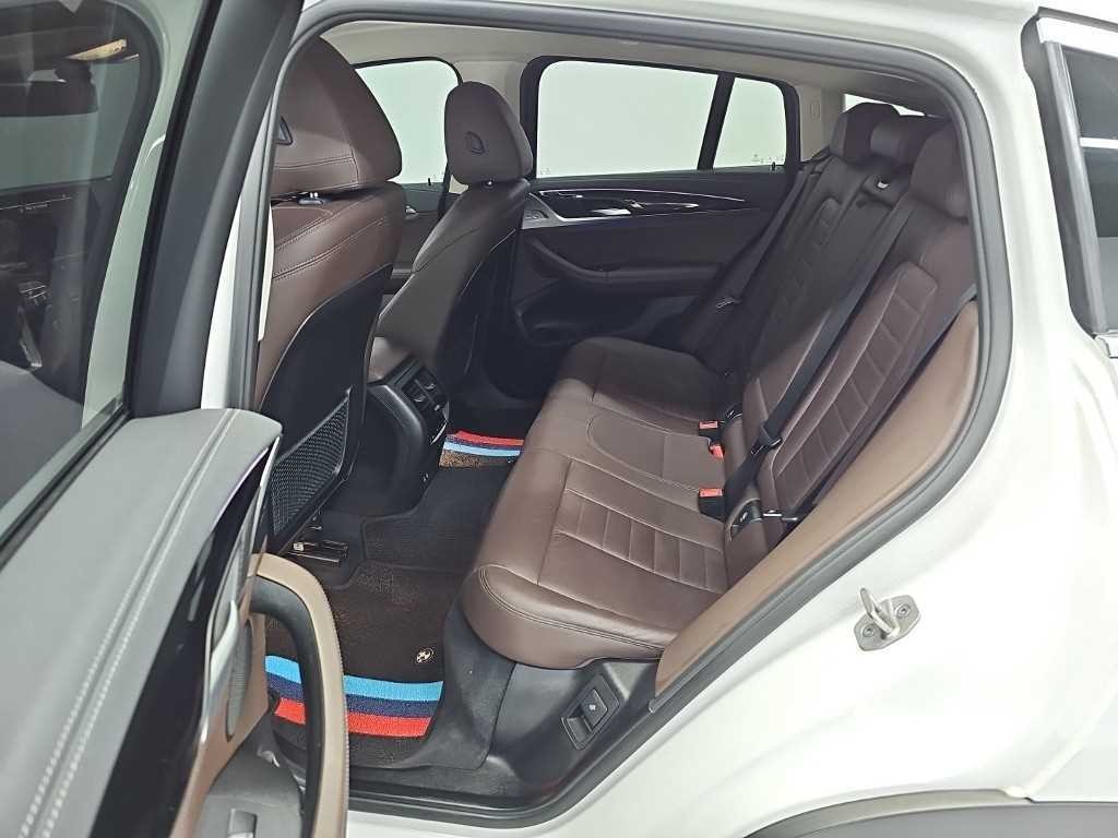 BMW X4 X4 (G02) xDrive 20i xLine 이미지 12