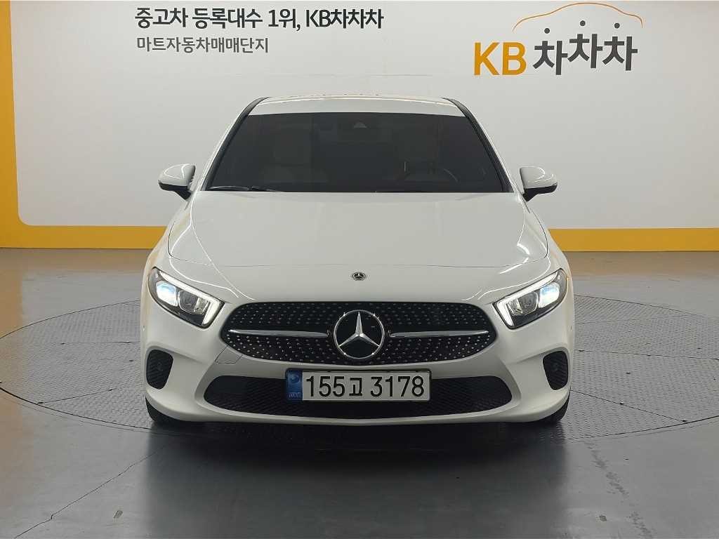 벤츠 A 클래스 A클래스 W177 A220 세단 이미지 3