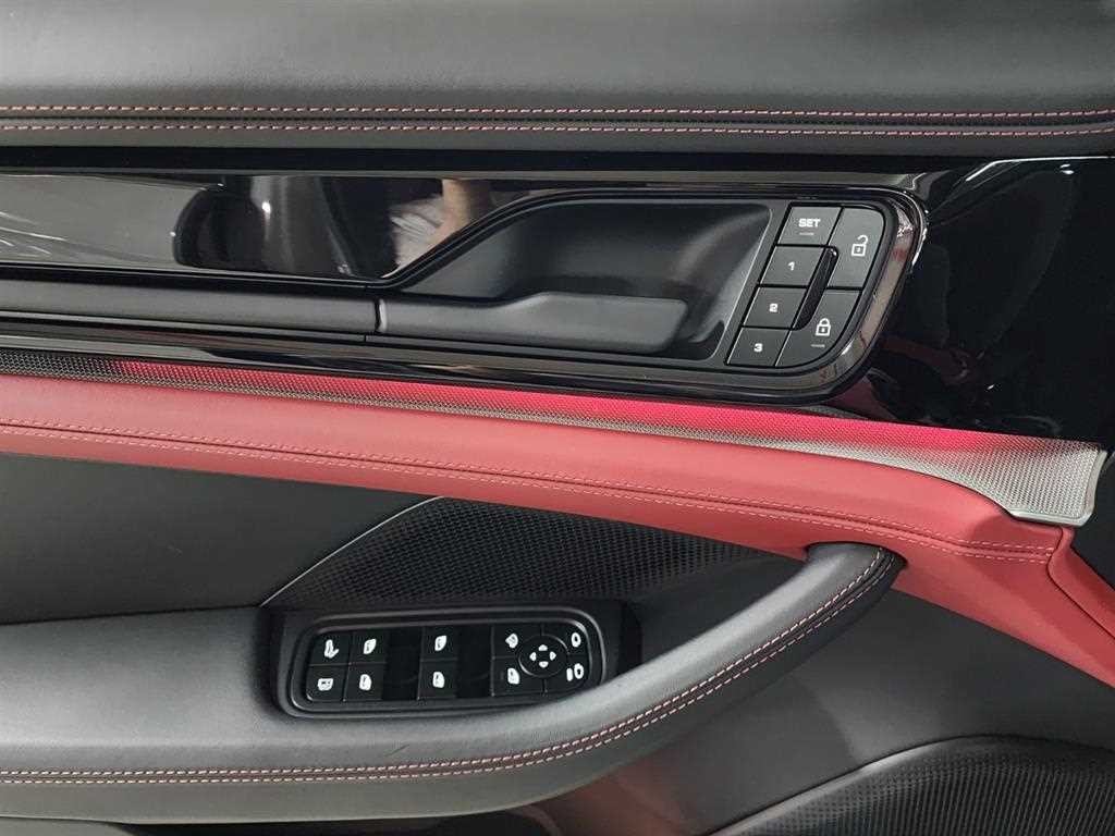 포르쉐 파나메라 파나메라(972) 2.9 V6 4 E-HEV 이미지 16