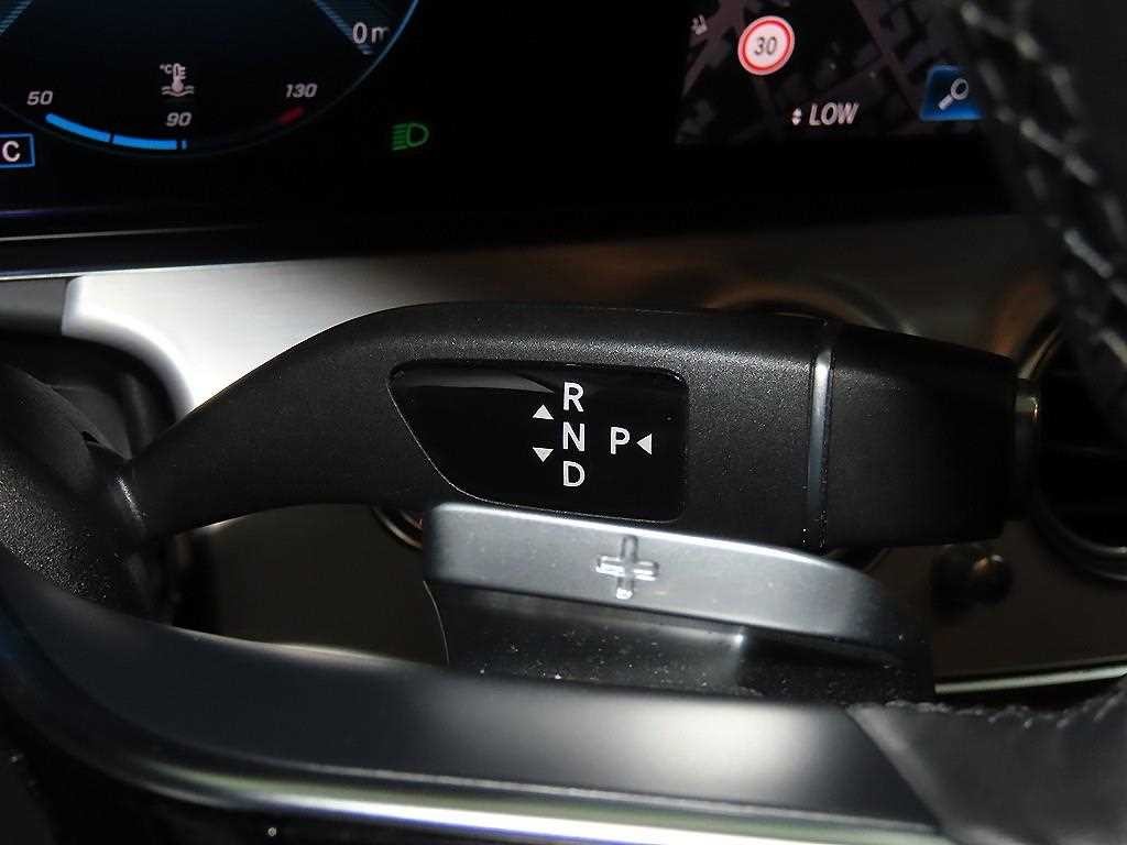 벤츠 E 클래스 E-클래스 W213 E250 아방가르드 이미지 13