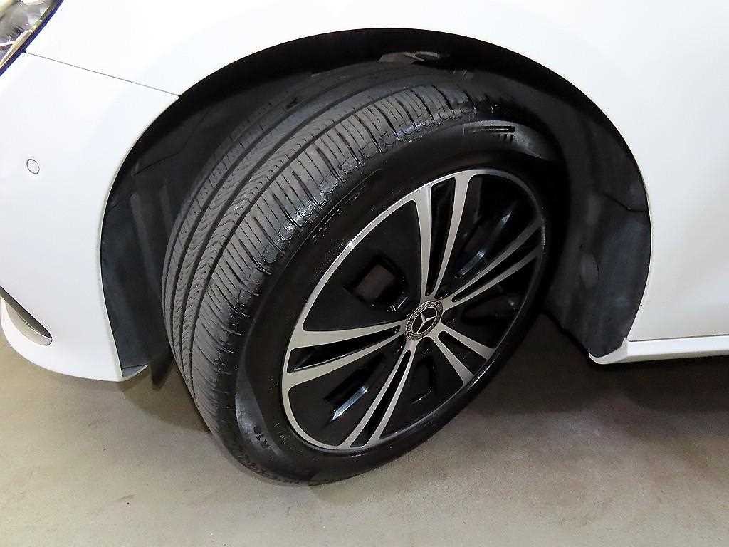 벤츠 E 클래스 E-클래스 W213 E250 아방가르드 이미지 20