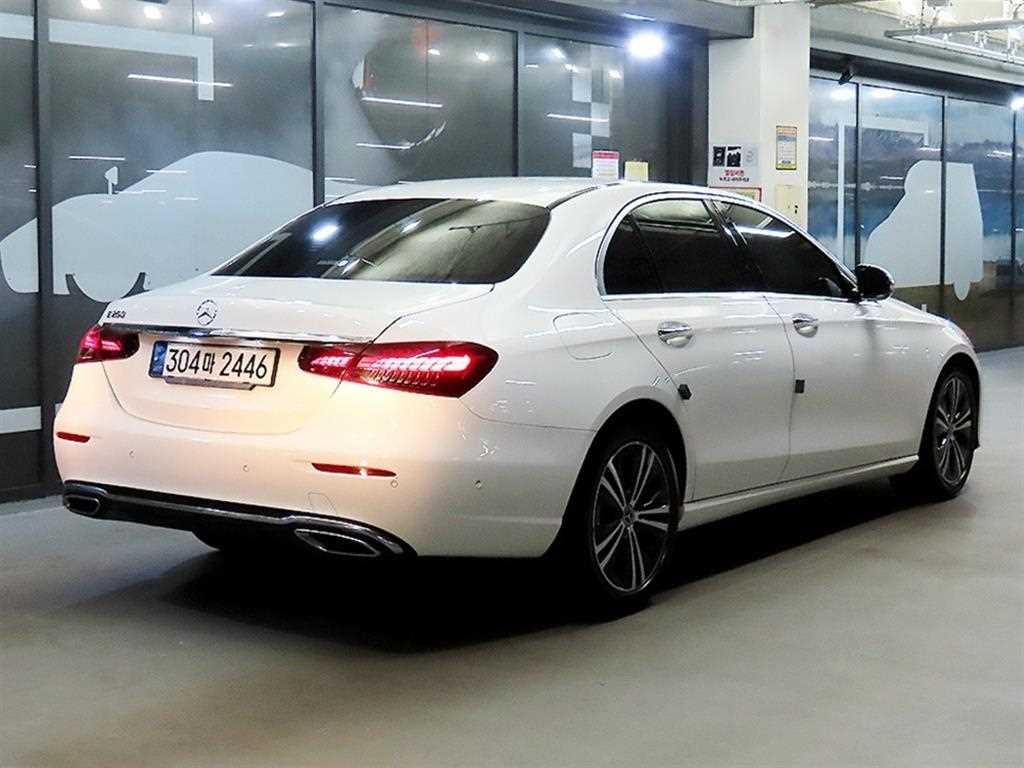 벤츠 E 클래스 E-클래스 W213 E250 아방가르드 이미지 4