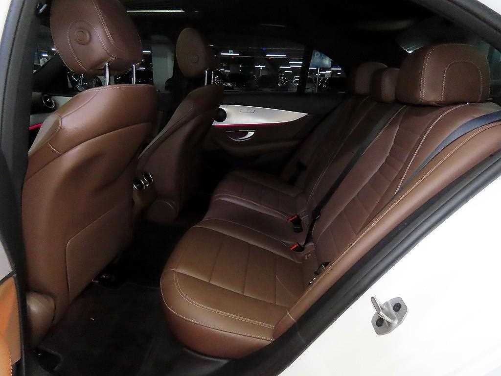 벤츠 E 클래스 E-클래스 W213 E250 아방가르드 이미지 7